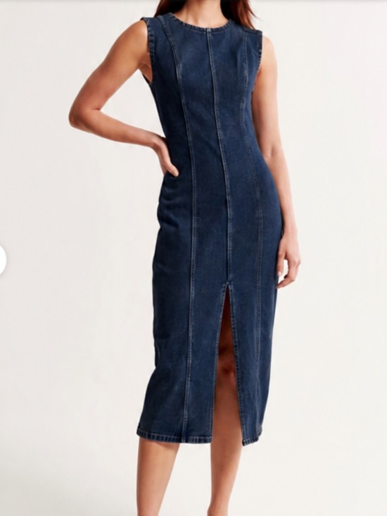 Abercrombie & Fitch Dresses & Skirts - Abercrombie & Fitch Midi Dress in dark denim M NWT